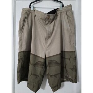 HUK Men's Performance Hybrid Sz 42 10" In‎ Green Sailfish Marlin Fishing Short